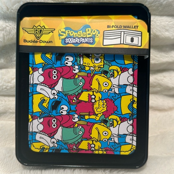 NWT Buckle Down Bi-Fold Wallet with Credit Cards, ID and Bill Slots. - Picture 2 of 10